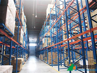 How Much Weight Can I Put on a Pallet Rack? Safe Load Guide